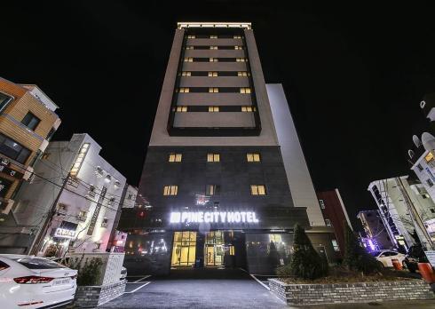 Pine City Hotel Gangneung Dış mekan fotoğraf